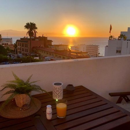 El Cortijuelo. Magnificent Triplex Terraced House With Rooftop Of 18M2, Overlooking The Sea. Parking Torremolinos Eksteriør bilde